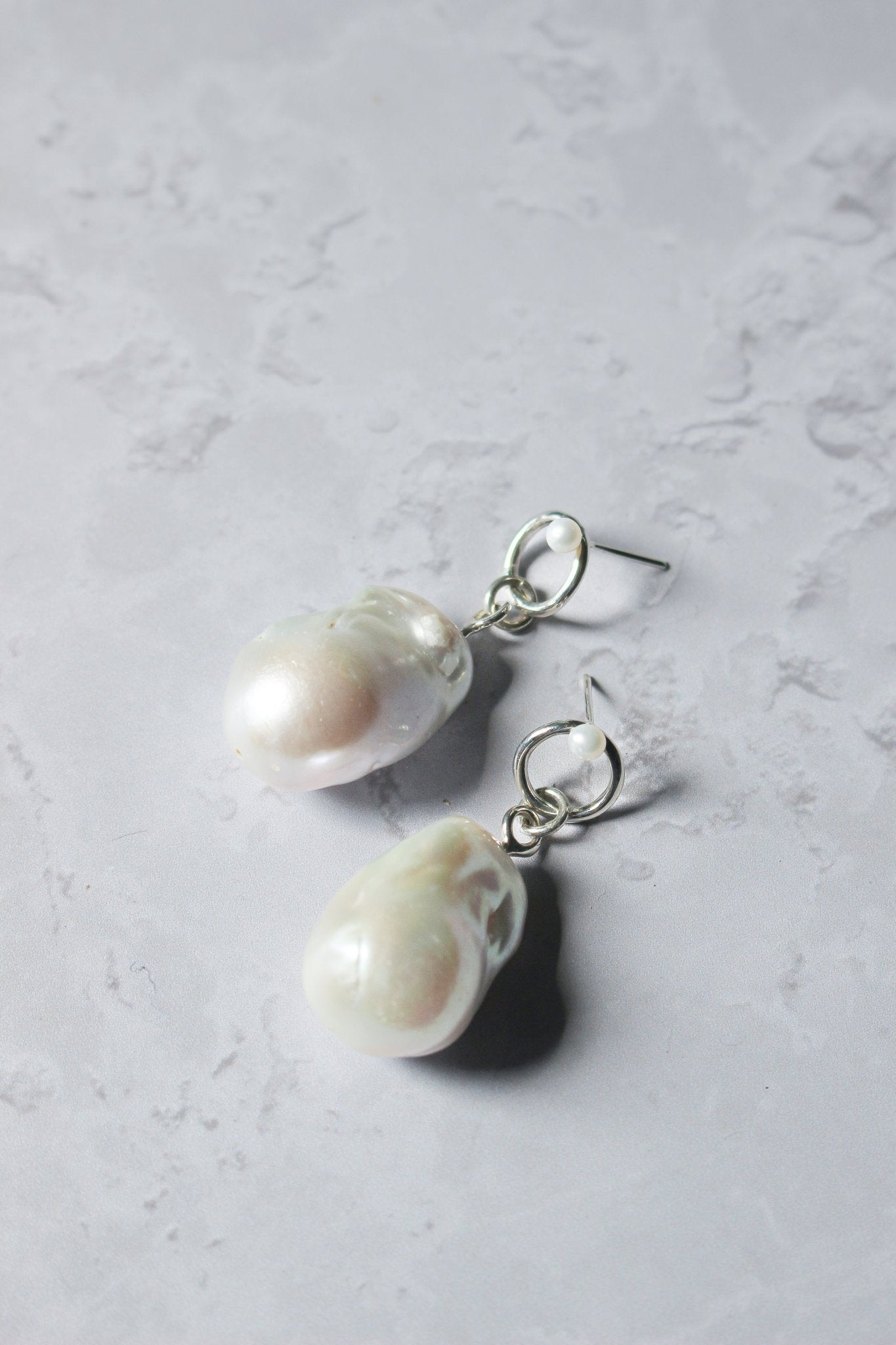 Pearl on sale earrings baroque