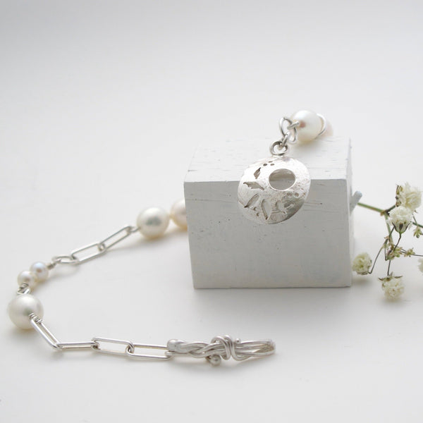 Lace Pearl Bracelet